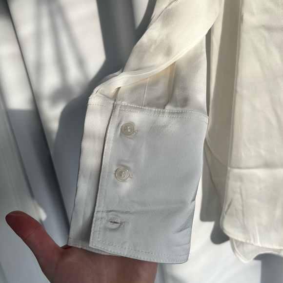 NWOT Blouse - Picture 4 of 9